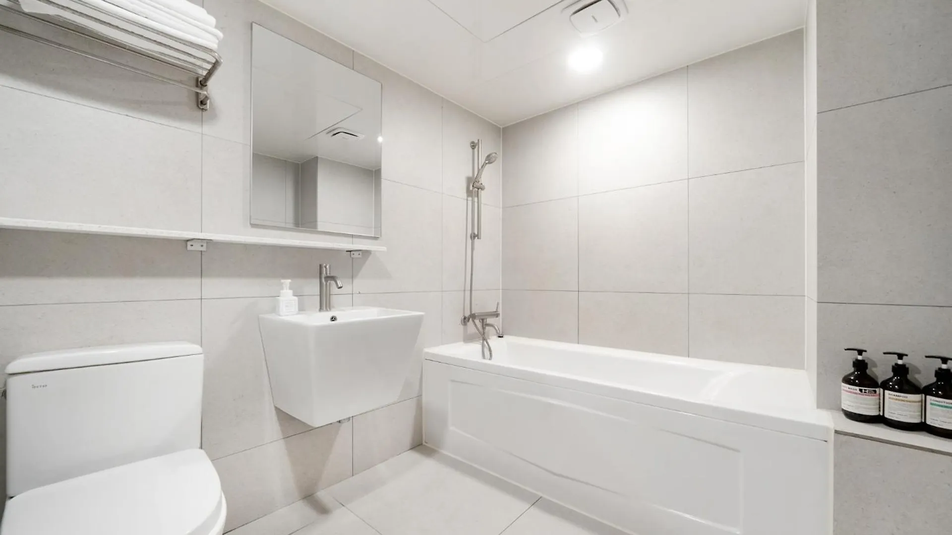 בוסאן Seomyeon Haydn Hotel 0*,